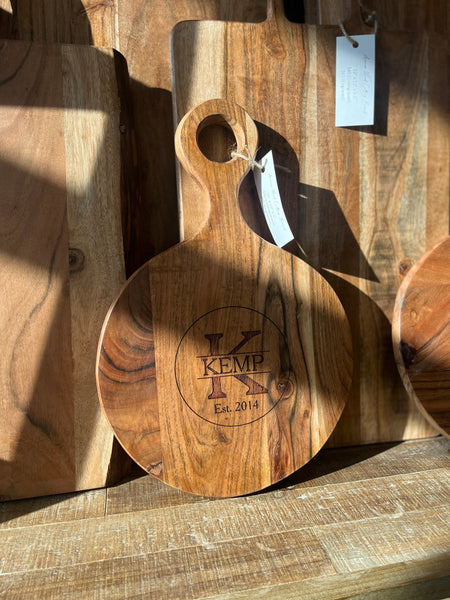 Cutting Board - Round Acacia Wood w/ Round Handle