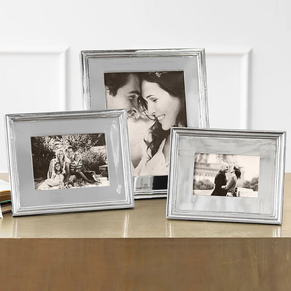 Mariposa - Classic 4x6 Engravable Frame